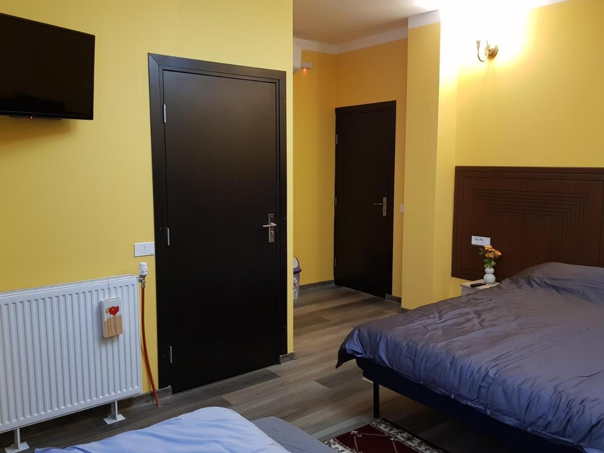 Hotel Restaurant La Passione Tecuci Dış mekan fotoğraf
